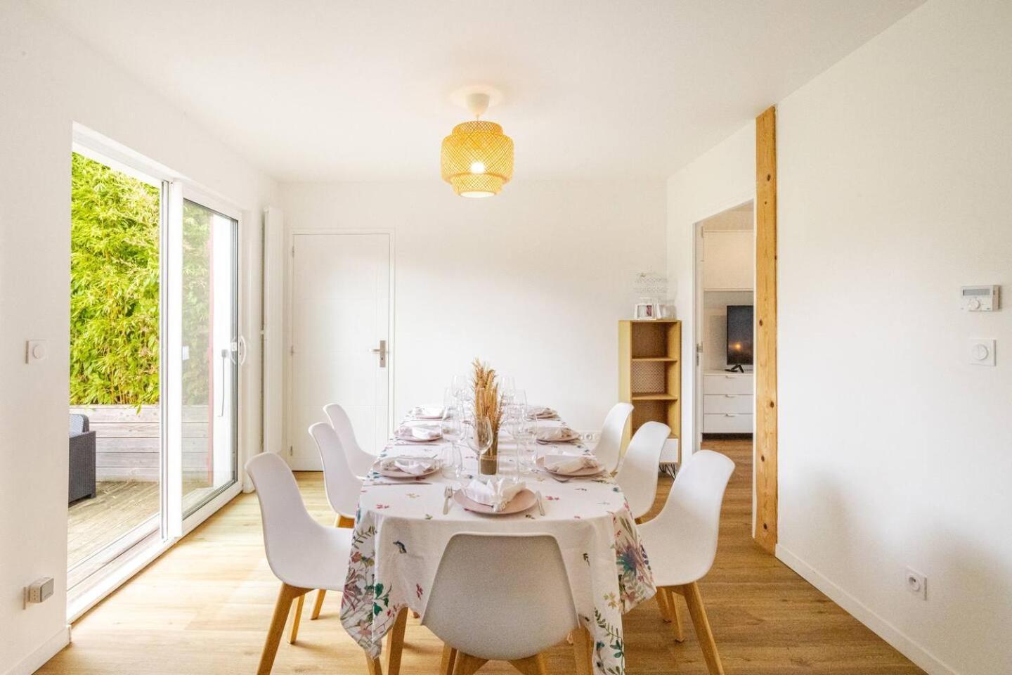 Charmante Maison Avec Piscine Villa *